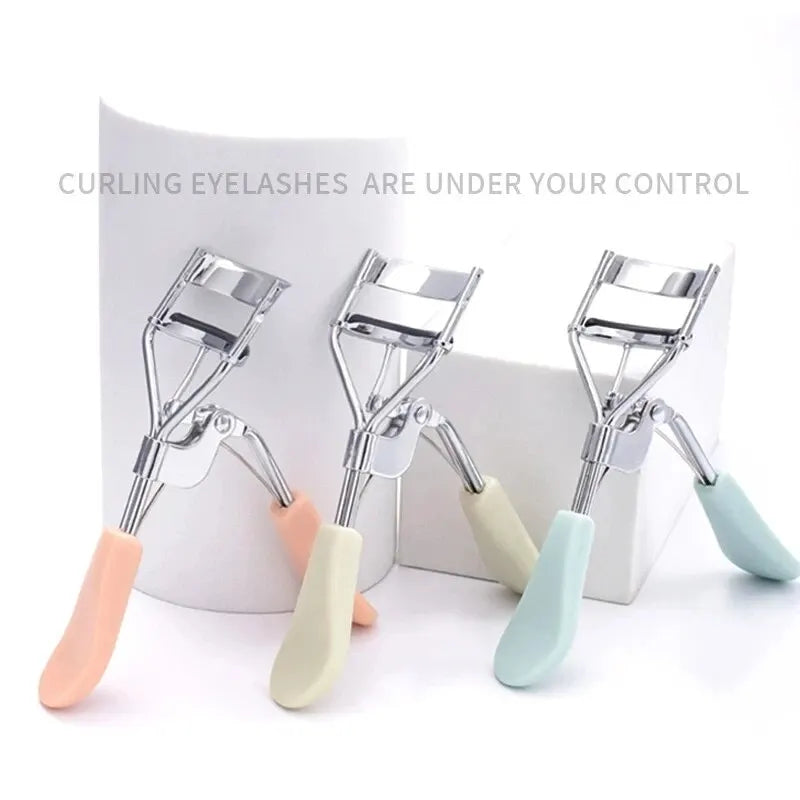 Portable Eyelash Curler – Free Clip for Long-Lasting Shaping